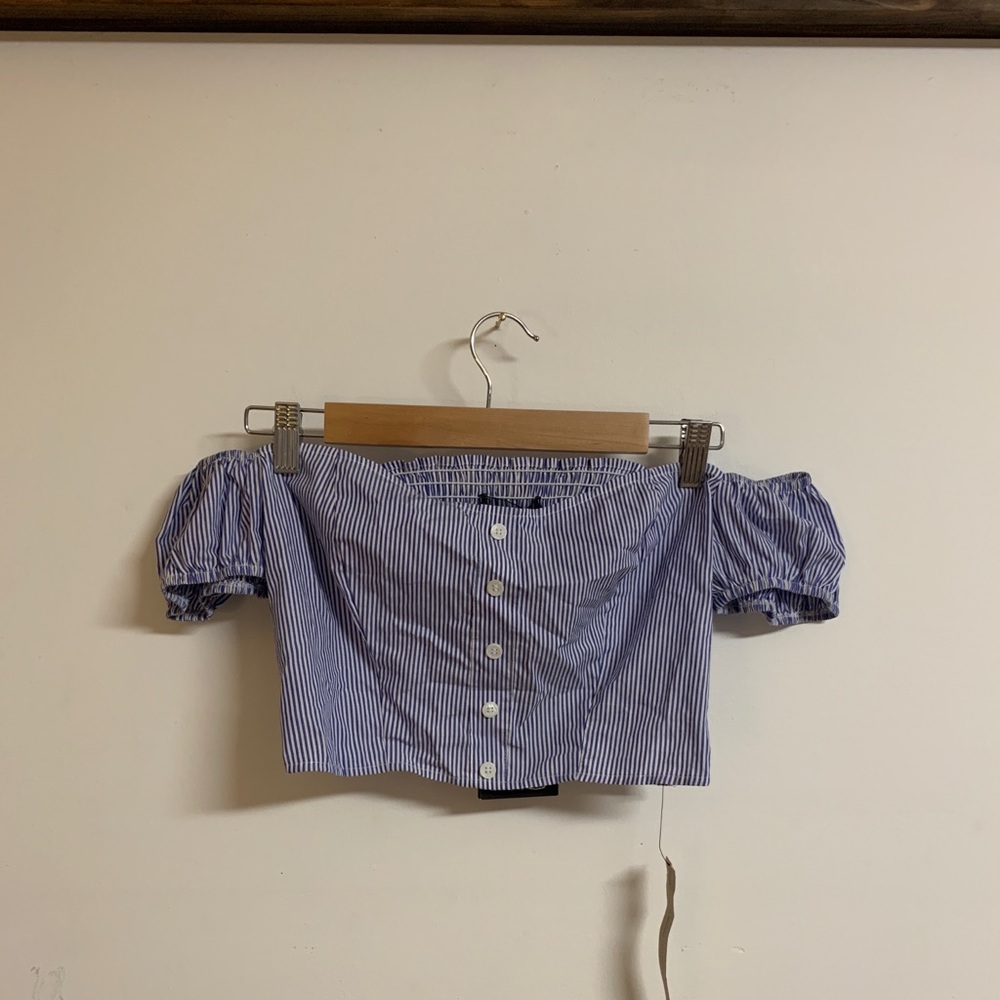 Reformation Joey Top in Lola